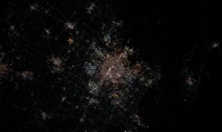 中国空间站飞越北京