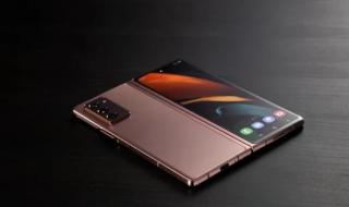 摩托罗拉razr折叠手机